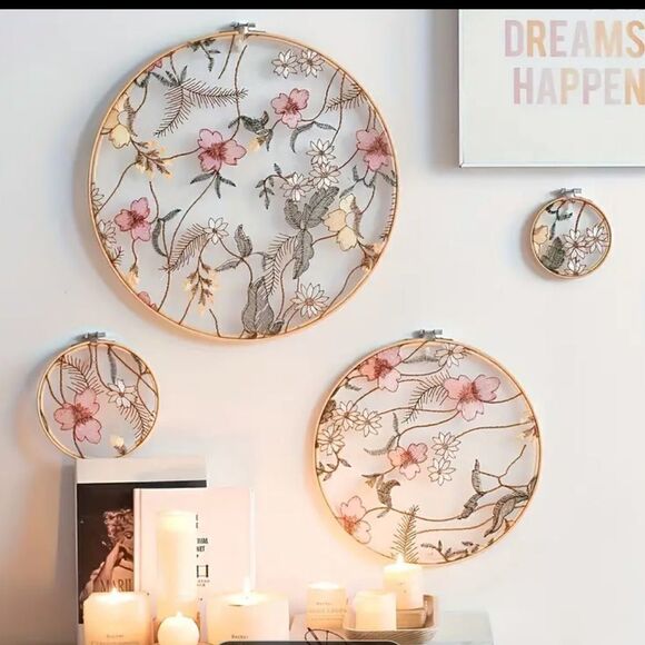 Wall Decor Includes All Four Mesh Circular Pieces with Embroidered Floral Design - Picture 1 of 16